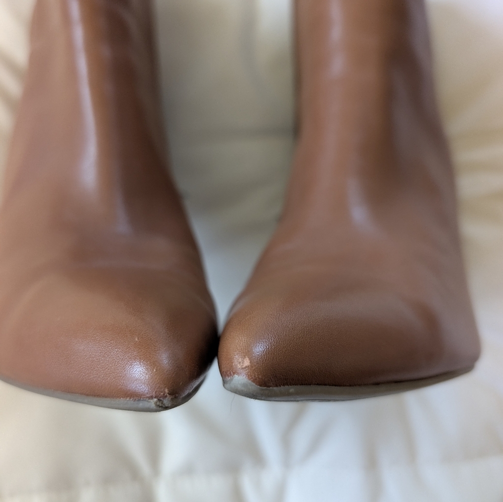 Marc Fisher Women's Size 7.5 Glorena Medium Natural Tan Leather Zip Ankle Bootie - Picture 14 of 17